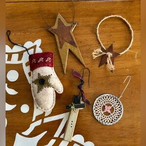 Ornament Lot (5) Vintage- Primitive- Rustic 🎄